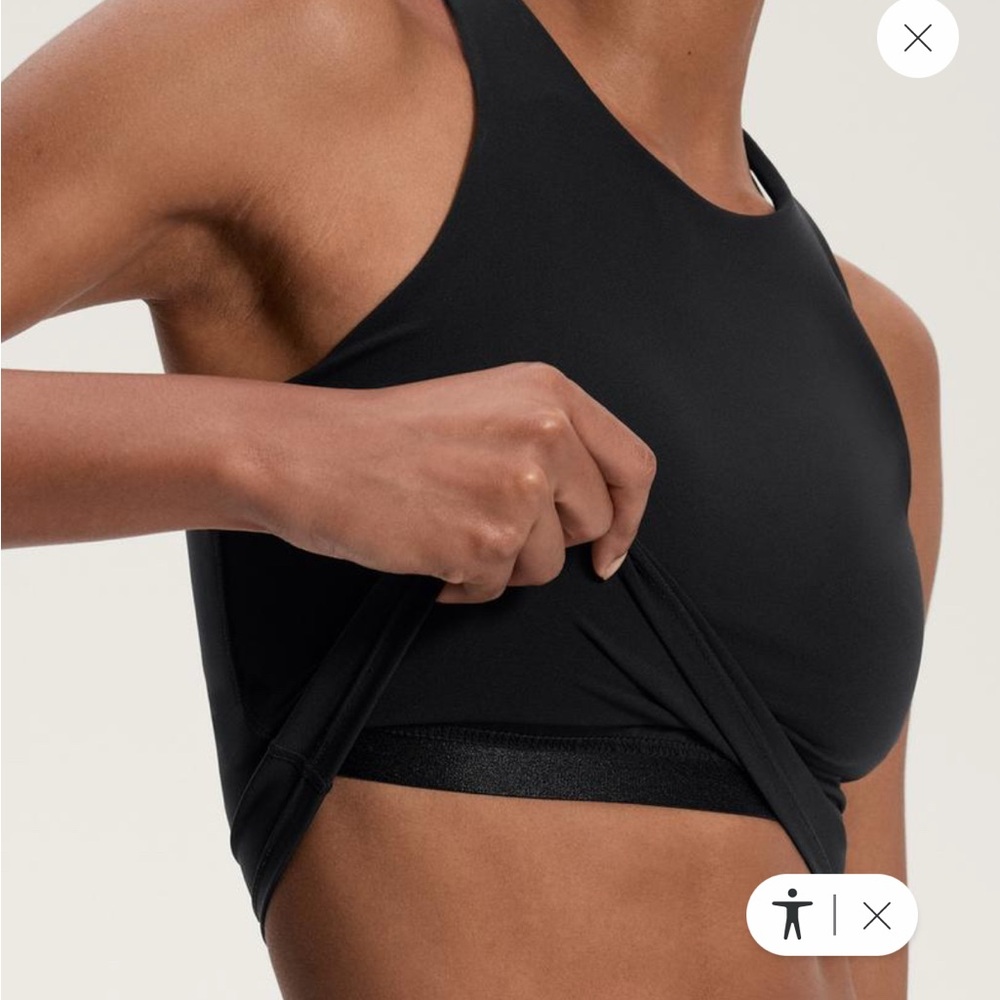 Compression crop top - Picture 2 of 2